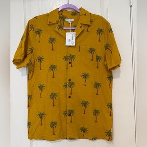 Banks Journal Palm Tree Short Sleeve Button Up Shirt Mustard Yellow Size M NWT